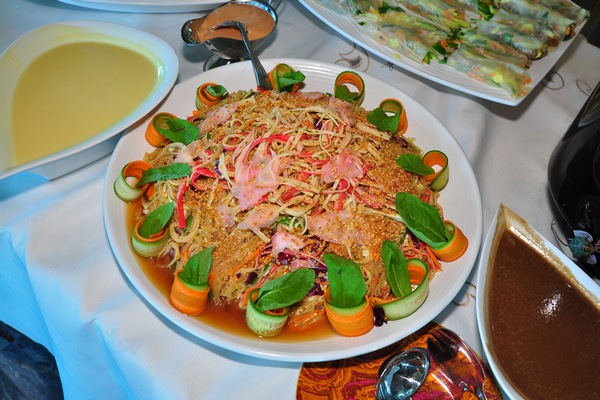 Sunday Buffet at Bay Lodge